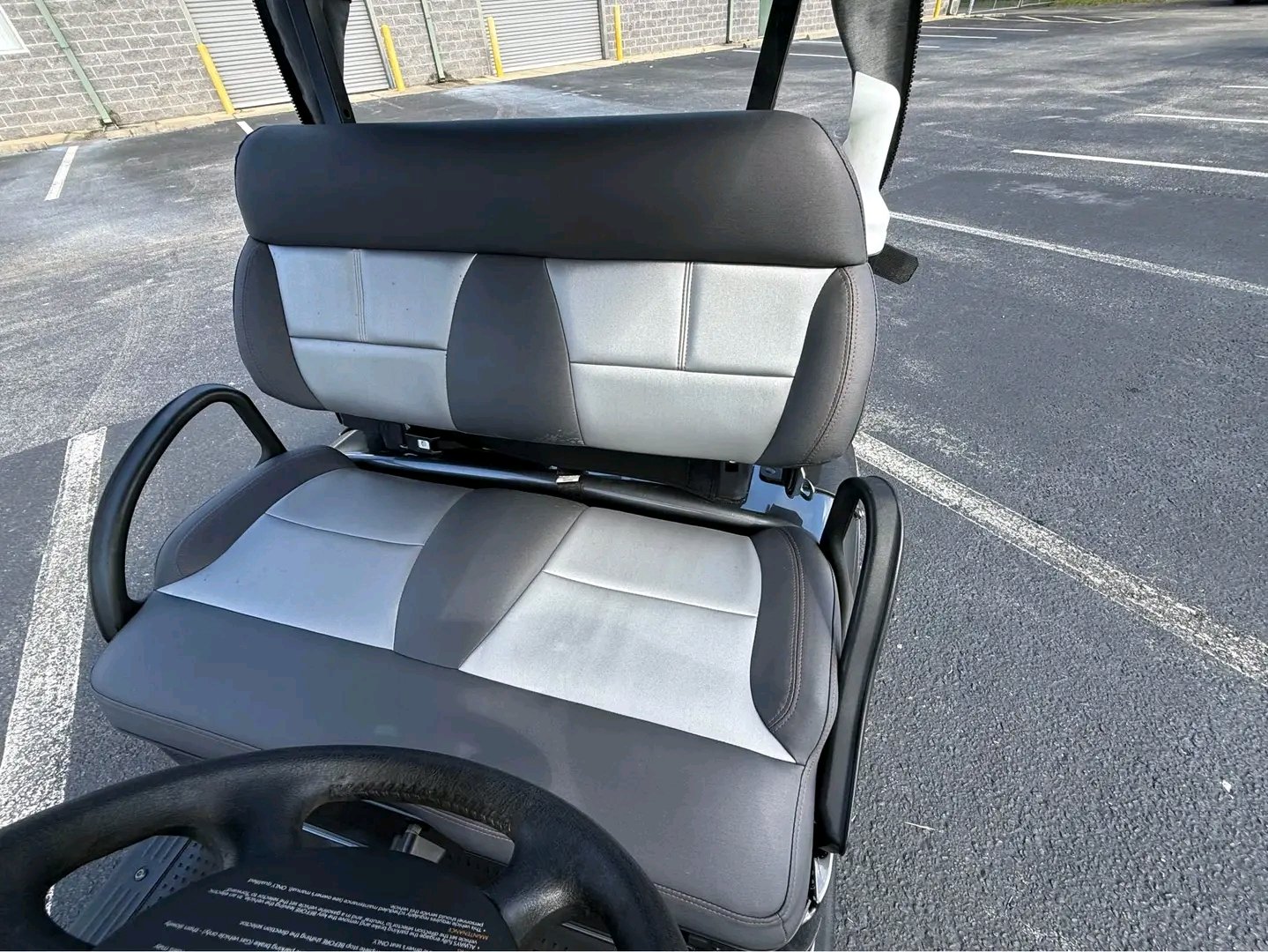 E-Z-GO RXV golf cart - Image 8