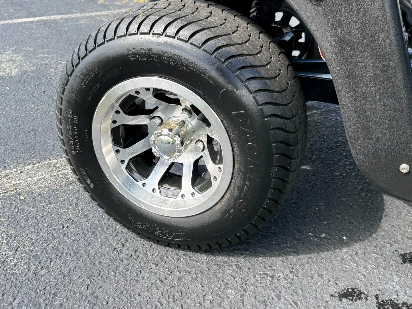 E-Z-GO RXV golf cart - Image 5