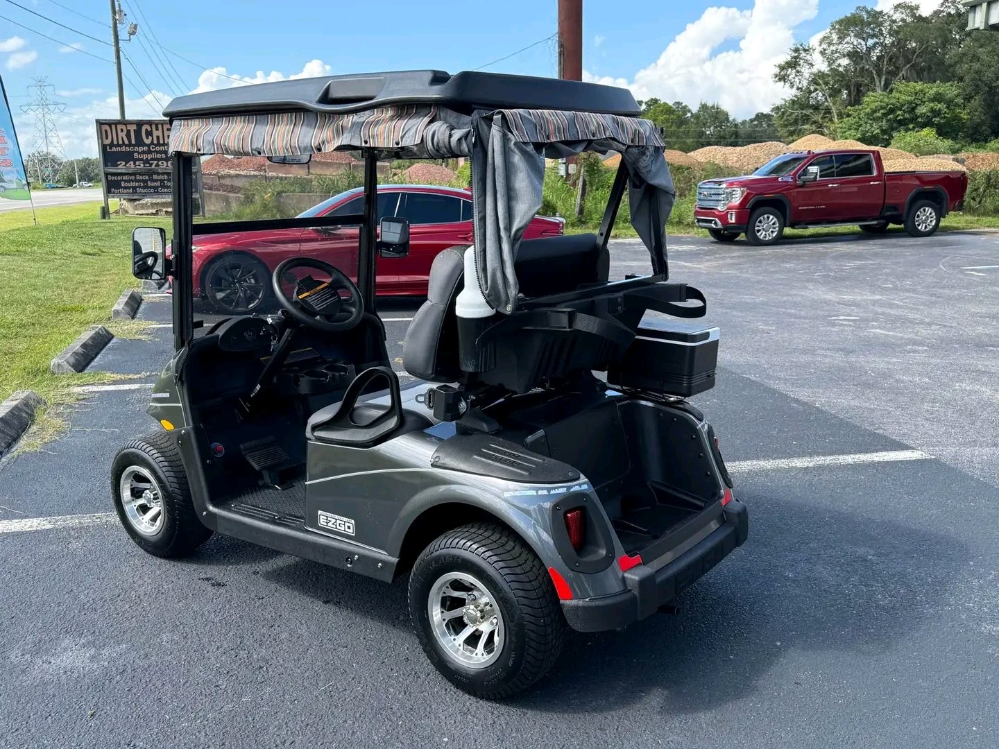 E-Z-GO RXV golf cart - Image 6