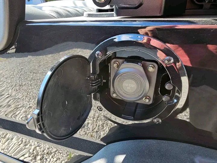 The Denago EV Nomad XL is a 4-passenger lifted lithium golf cart - Image 6