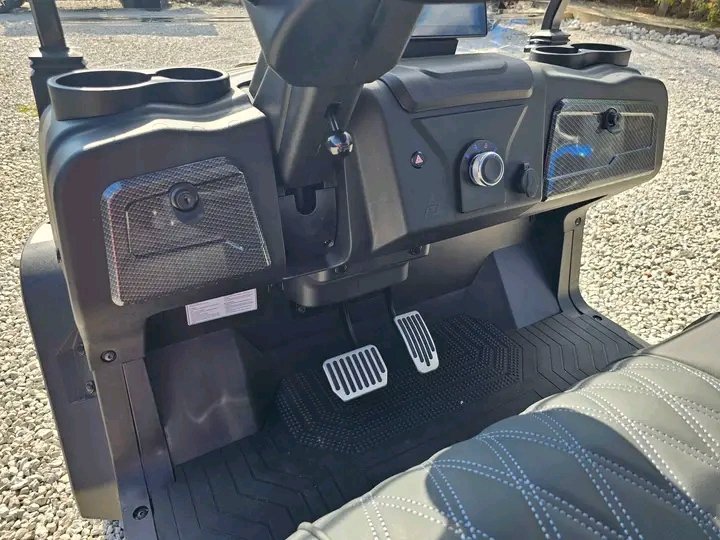 The Denago EV Nomad XL is a 4-passenger lifted lithium golf cart - Image 4